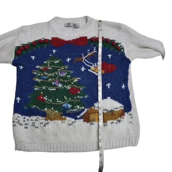 Vintage  Ugly Christmas Sweater Christmas Tree Winter Scene Knit White Medium - Picture 11 of 12